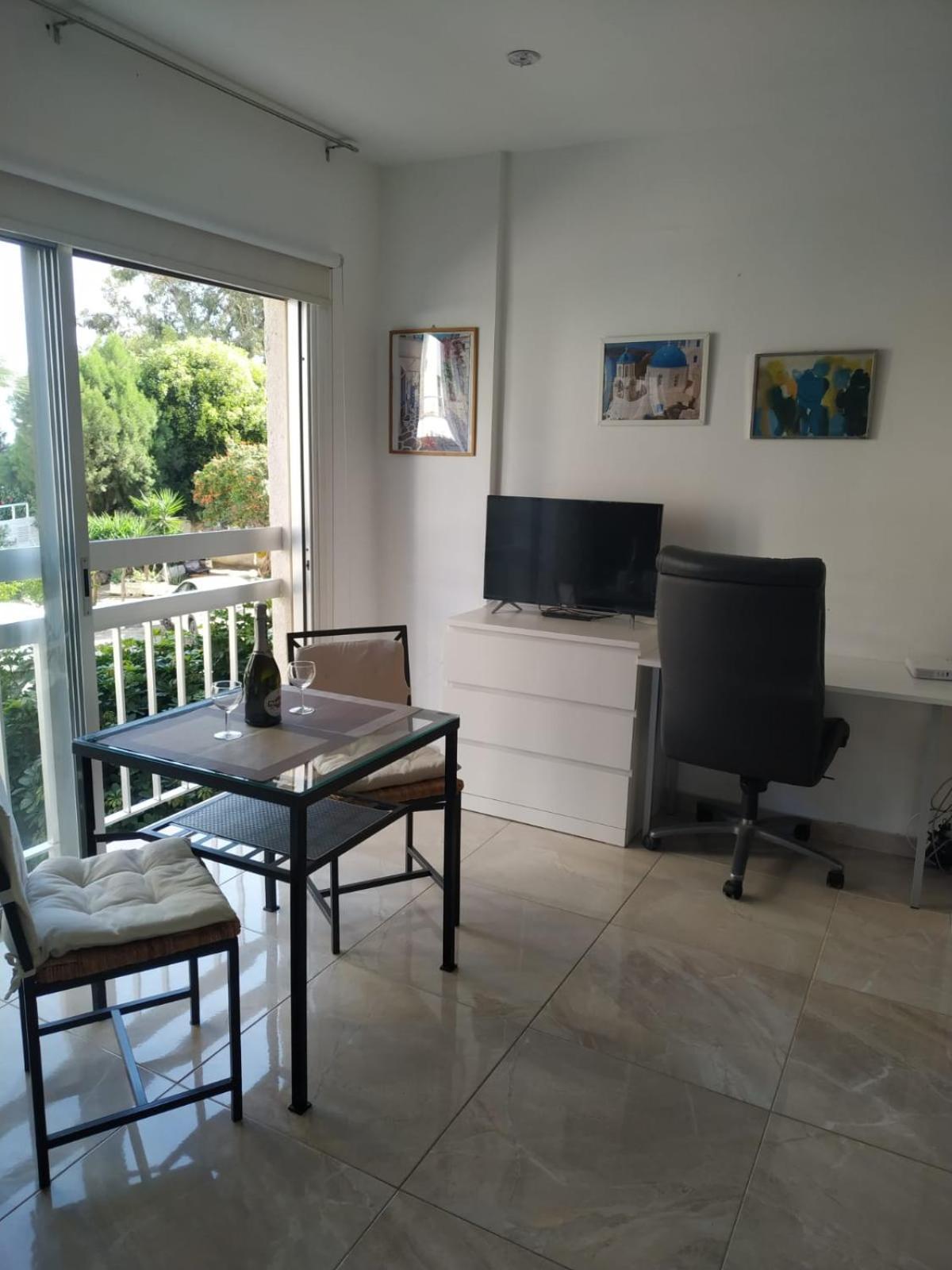Stelia'S Seagate Studio Apt. Larnaca Exterior photo